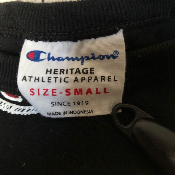 Champion Heritage Scribble Logo Tee - Picture 10 of 10